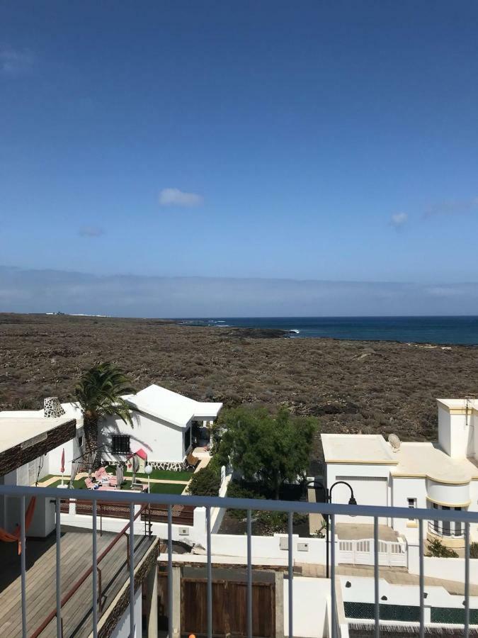 Appartamento Salema Punta Mujeres Esterno foto