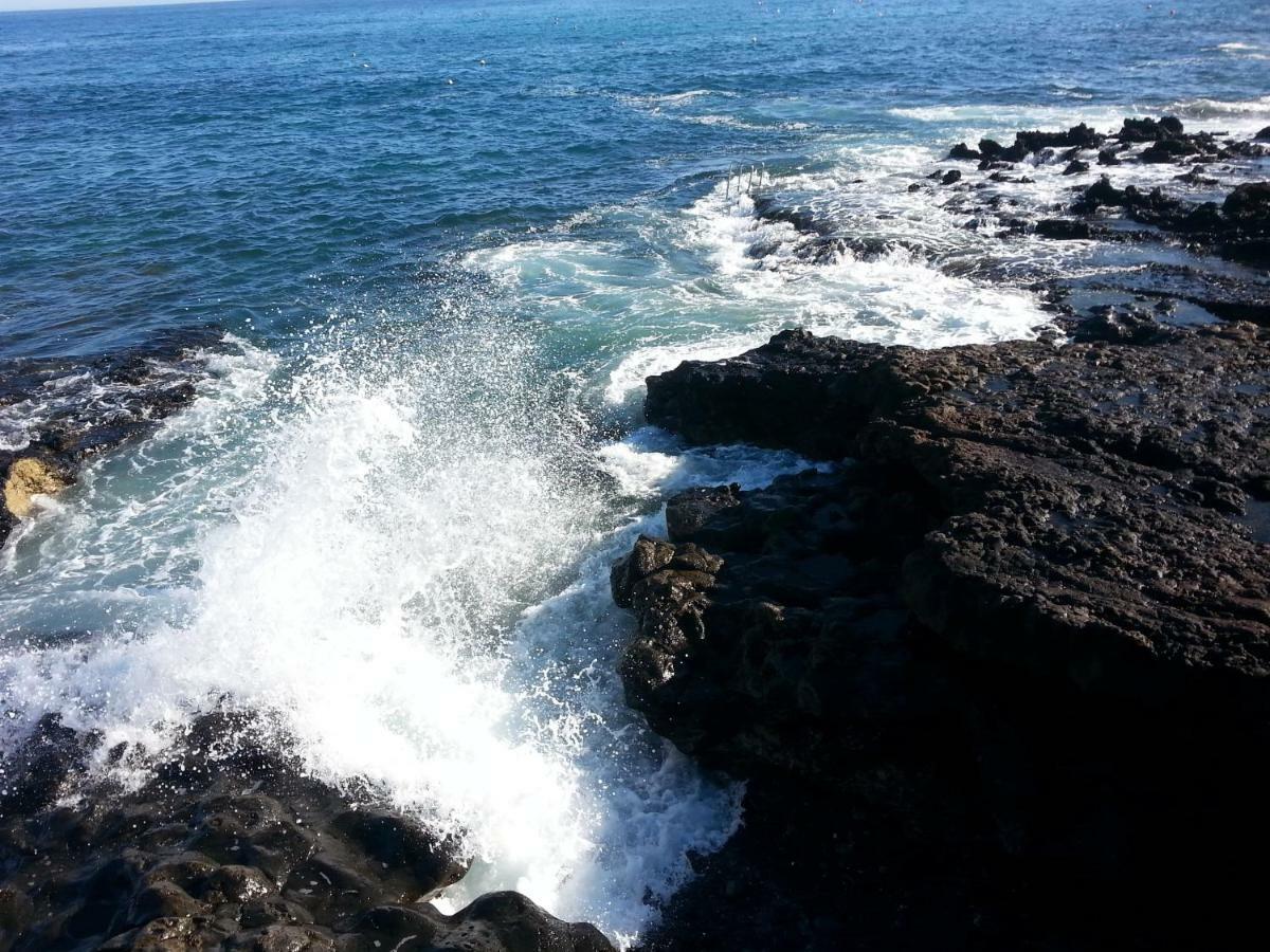 Appartamento Salema Punta Mujeres Esterno foto