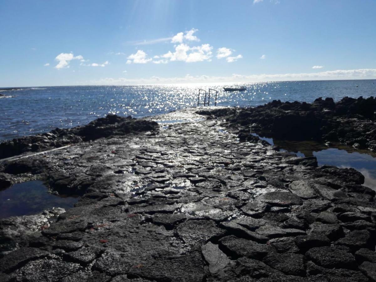 Appartamento Salema Punta Mujeres Esterno foto